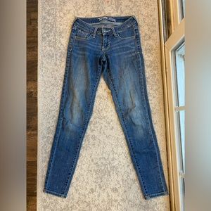 Old Navy Rockstar Jeans (2 pairs)